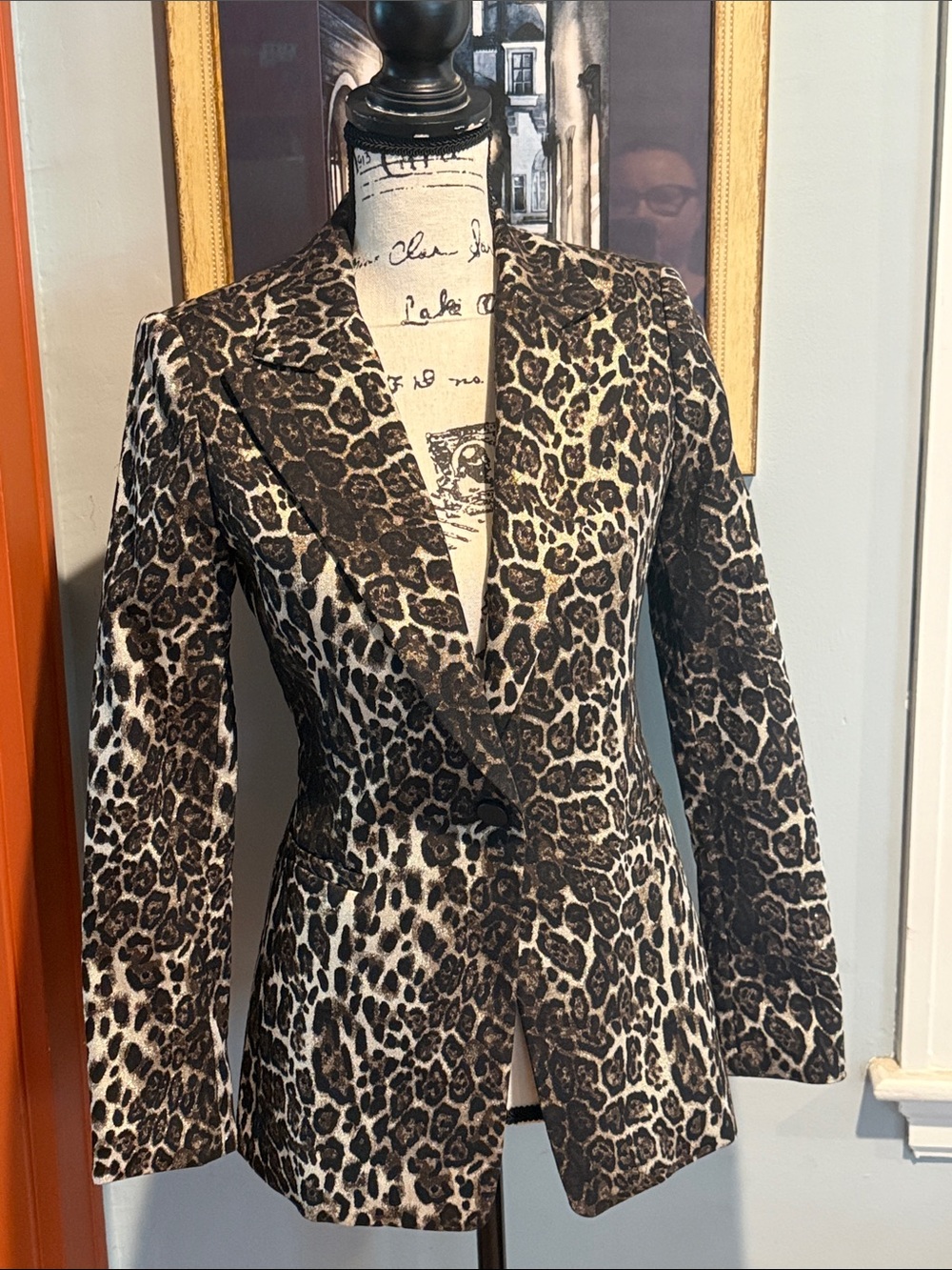Alice + Olivia Leopard Print Single-Button Blazer (2)